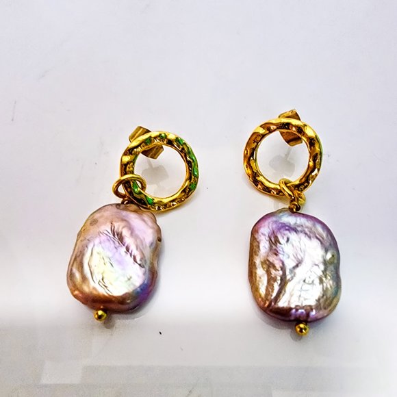 Gold plated Pink Pearl Earrings - Picture 7 of 8